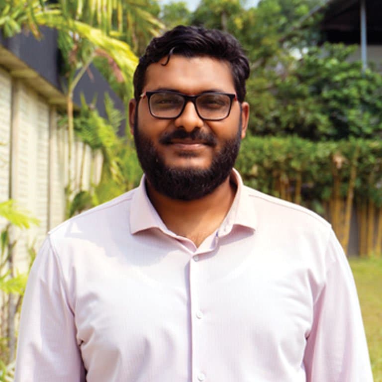 Dr. Muzzammil